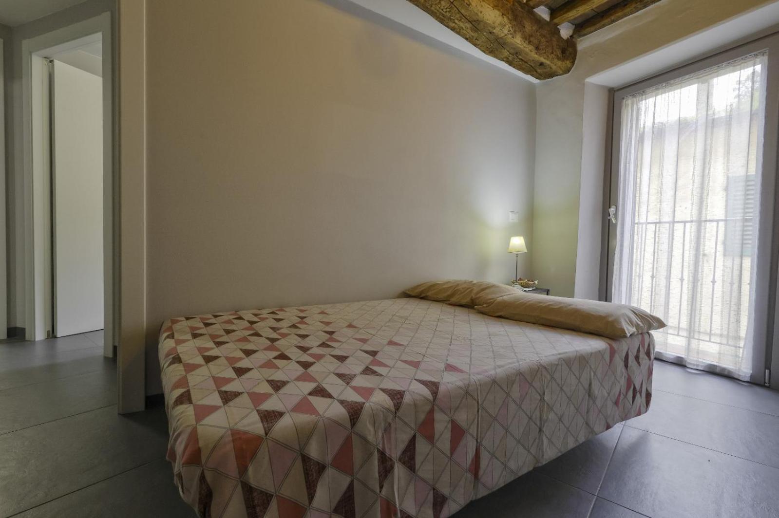 Casa Vacanze Vicolo Della Luna Ambra Bagian luar foto